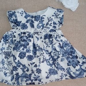 Mia & Mimi 0-3 M Dress with Headband. NWT